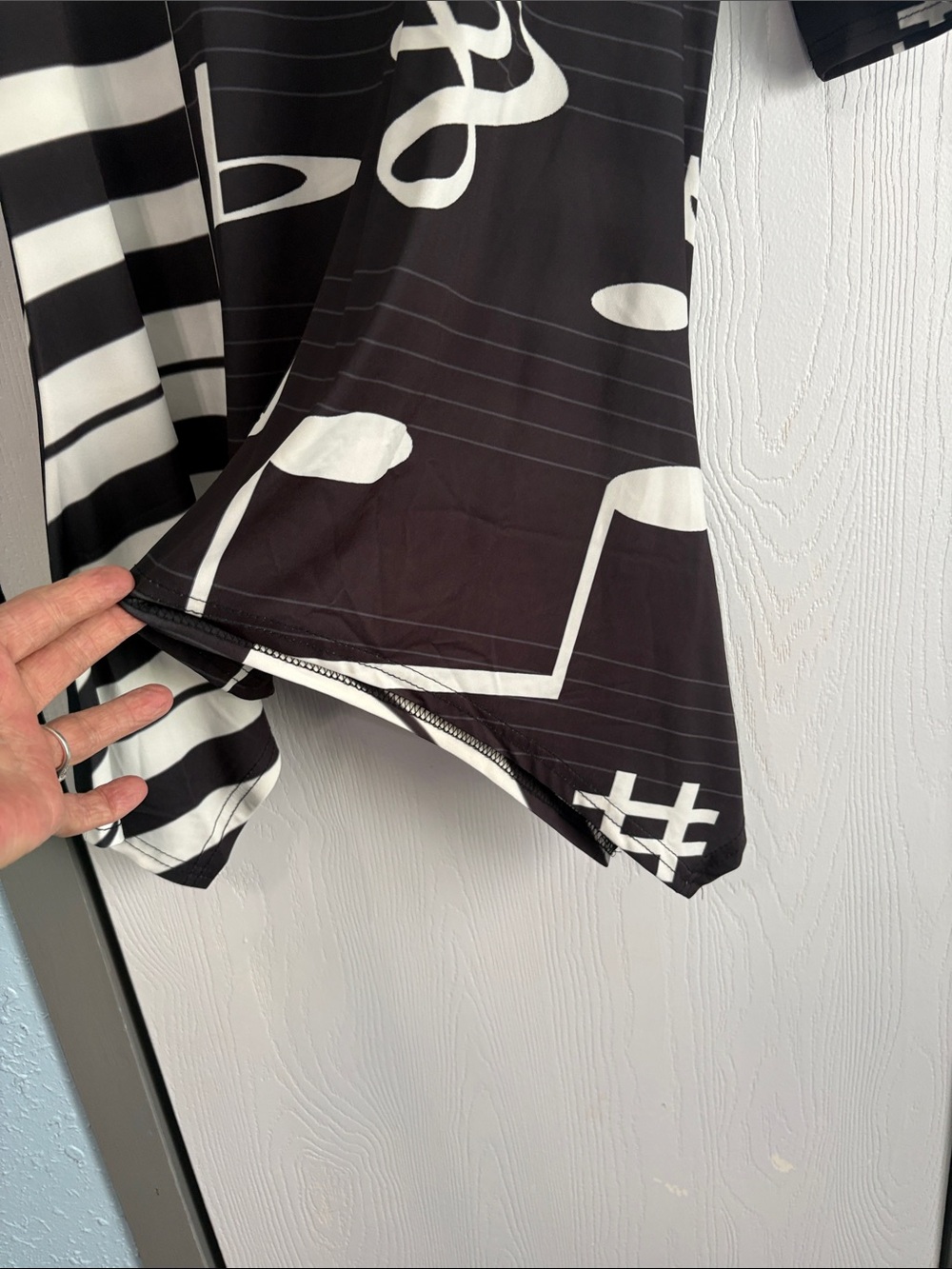 Black & White Musical Note Tunic Top - Picture 5 of 9